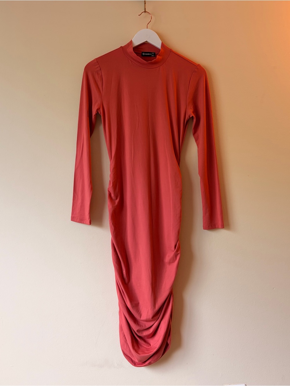 Long-Sleeve Coral Bodycon Dress. women’s Large.